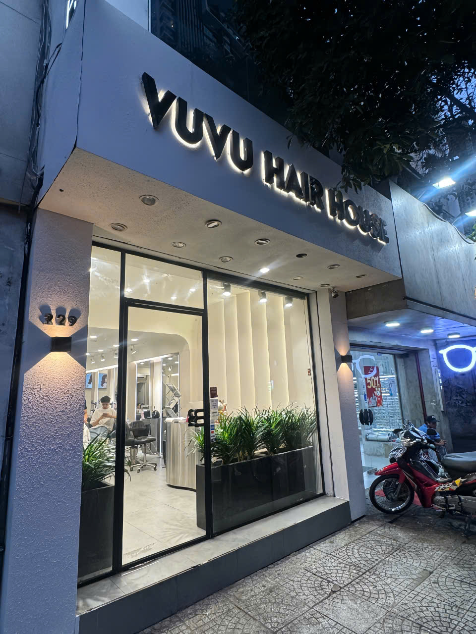 Best Hair Salon Near Me for Hair Extensions, Color & Keratin